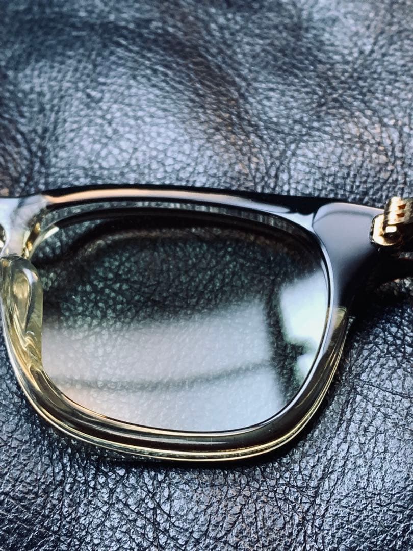 白山眼鏡「POST 」 ボルドー&キハク色の色気立つコンビフレーム - メルカリ