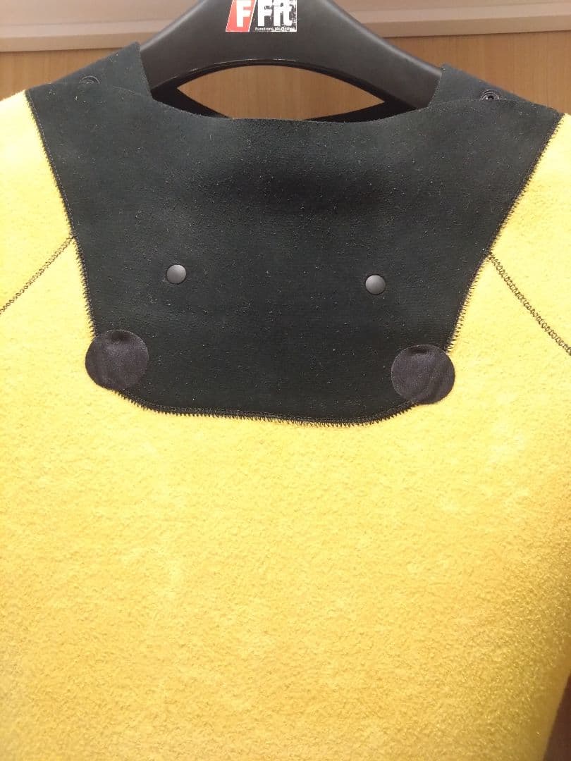 Bewet　５mm×３mmセミドライウェットスーツ