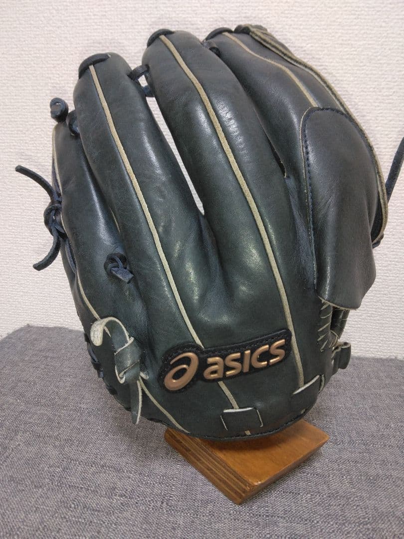 アシックス一般軟式投手用ダルビッシュモデル