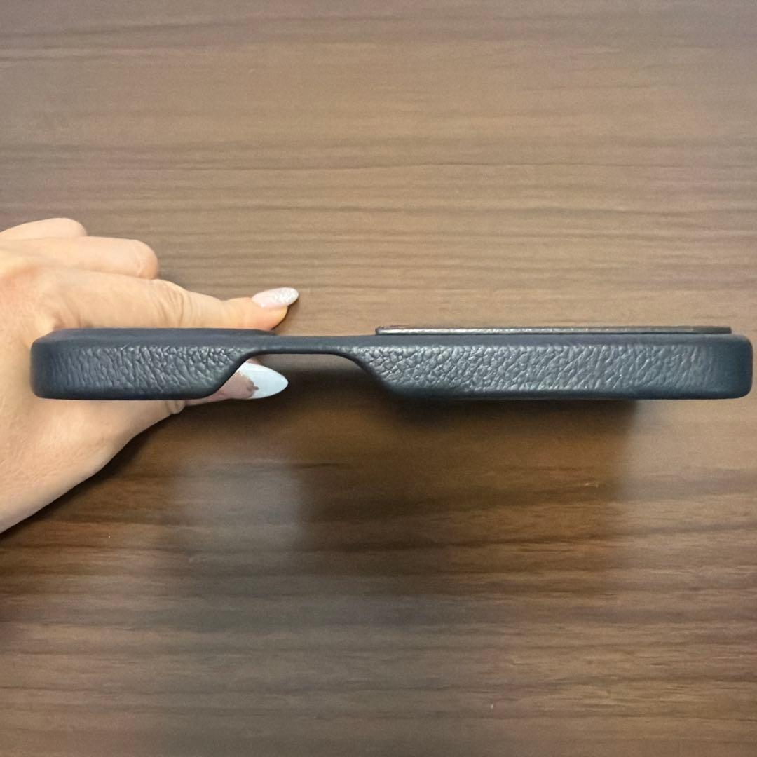 美品　ルイヴィトン　iPhone15pro スマホケース　スマホカバー　正規品