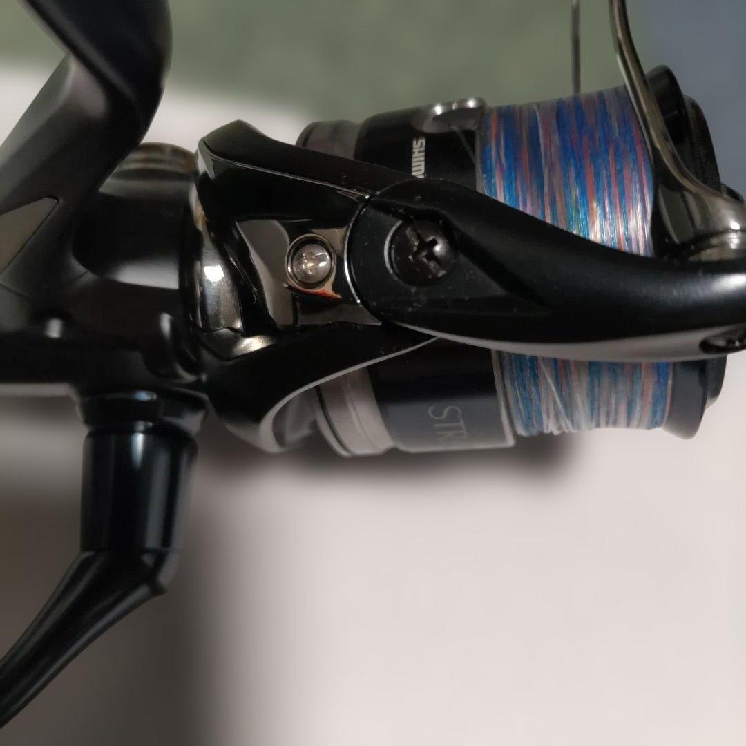 20ストラディックSW4000XG 替えスプール付き