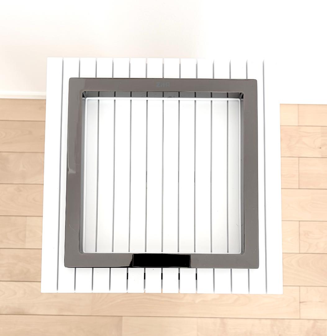 ZitA SQUARE 45L／ホワイト(自動開閉ごみ箱）