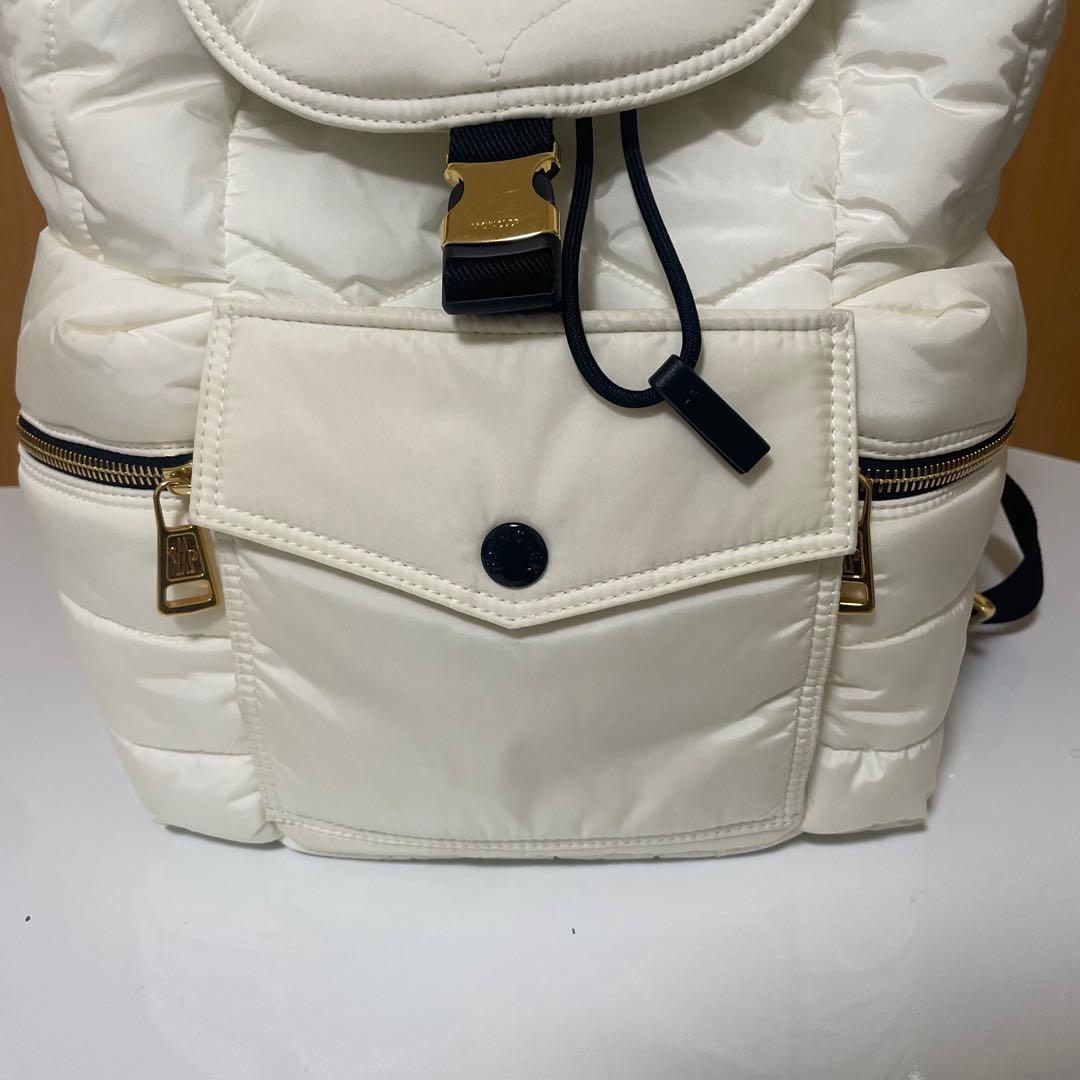 極美品　モンクレール　ASTRO BACKPACK リュック　中綿　保存袋付