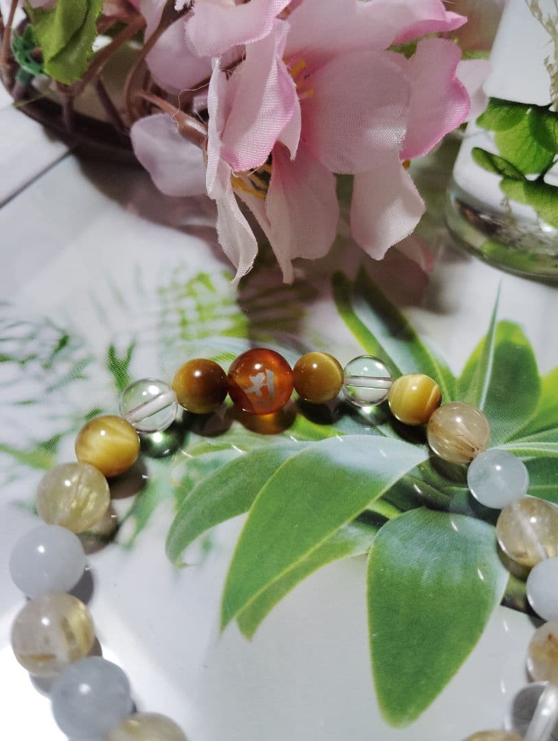 あ☆悠☆未ですヾ(。>﹏<。)ノ゛✧*。