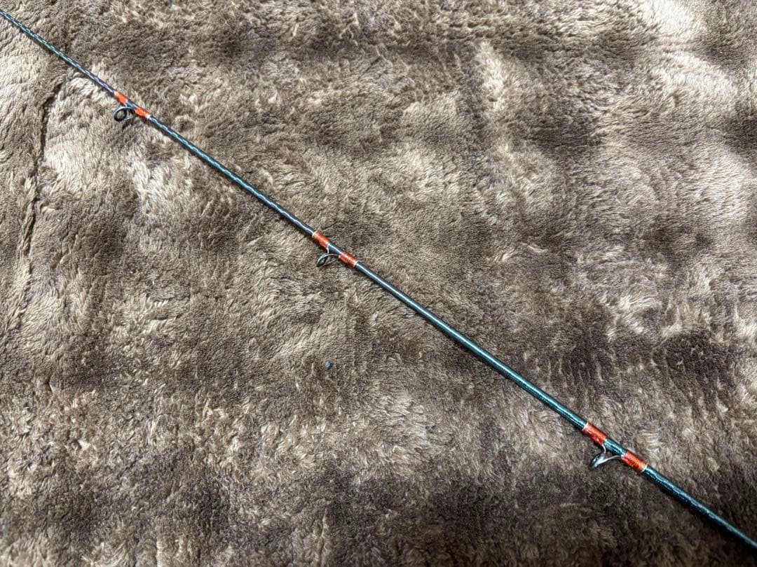 シマノ　ワールドシャウラ　１６５２Ｒ－２　ＳＨＩＭＡＮＯ