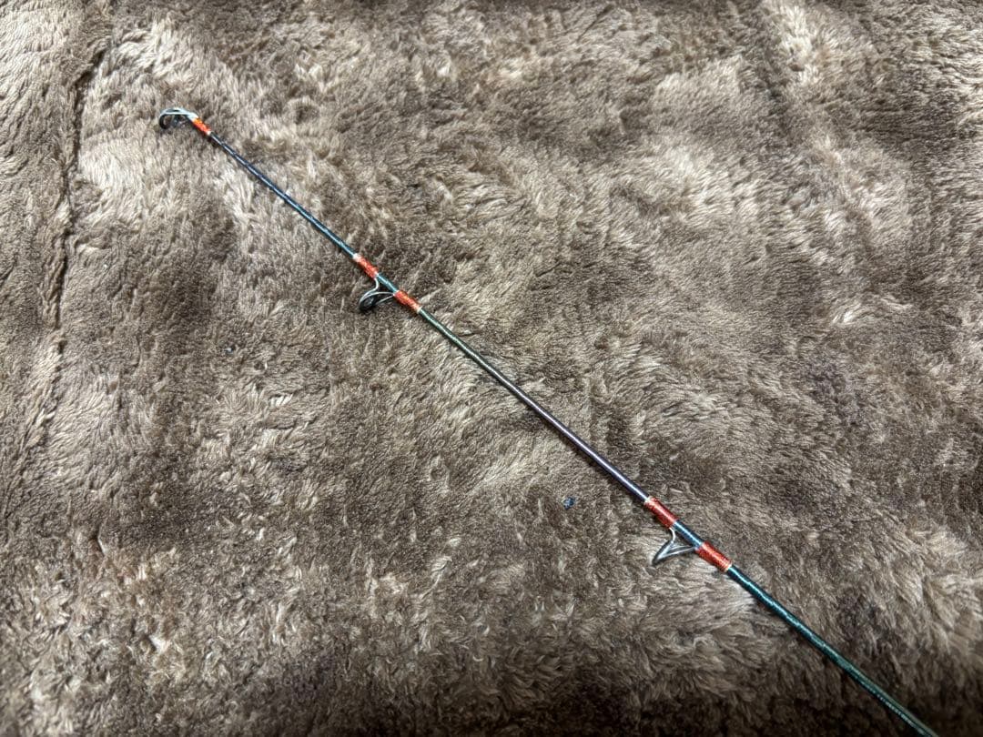 シマノ　ワールドシャウラ　１６５２Ｒ－２　ＳＨＩＭＡＮＯ