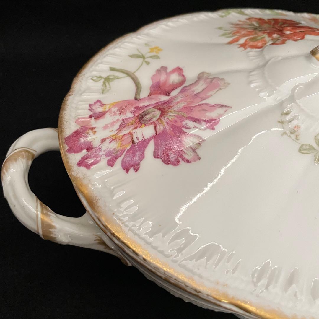 リモージュ 深皿 チューリーン 花びらの模様