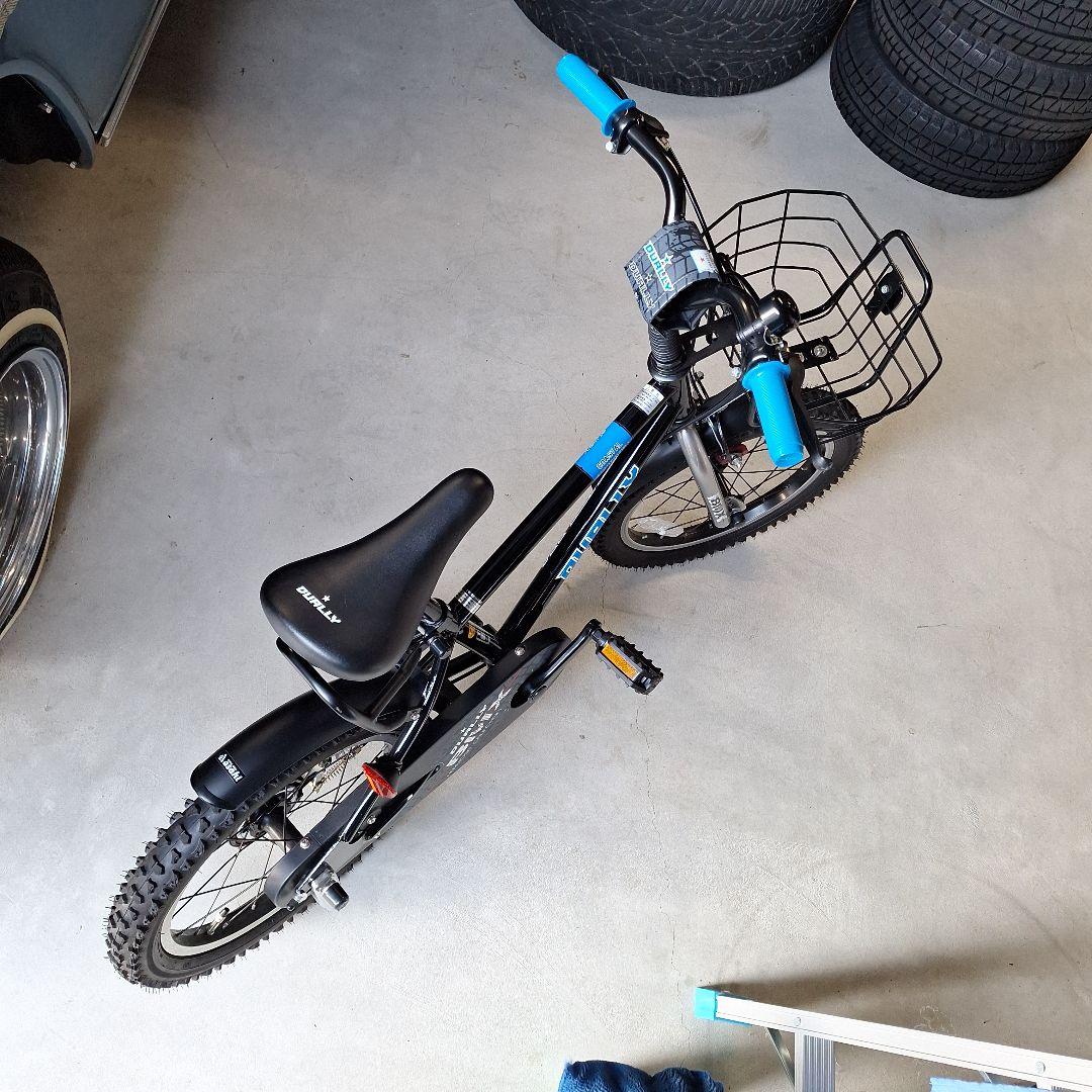 自転車　子供用　ジュニア　キッズ　１６インチ　補助輪　美品　ガレージ保管　BAA