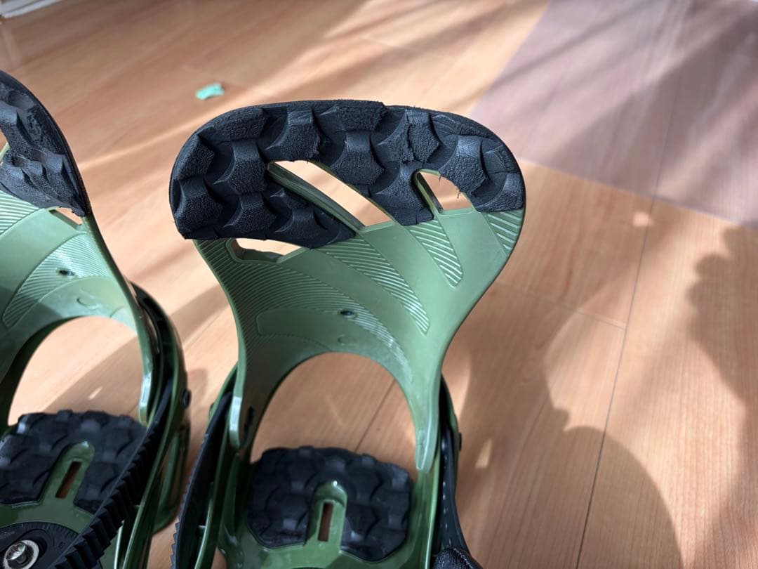 Salomon スノーボードビンディング オリーブグリーンMサイズ