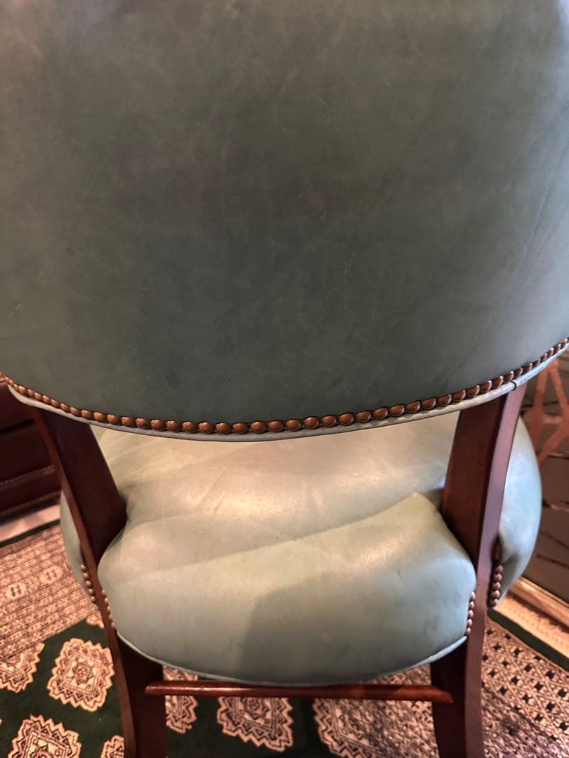 アメリカ製　レキシントン社　トラディショナルスタイル 本革 キャスターチェア