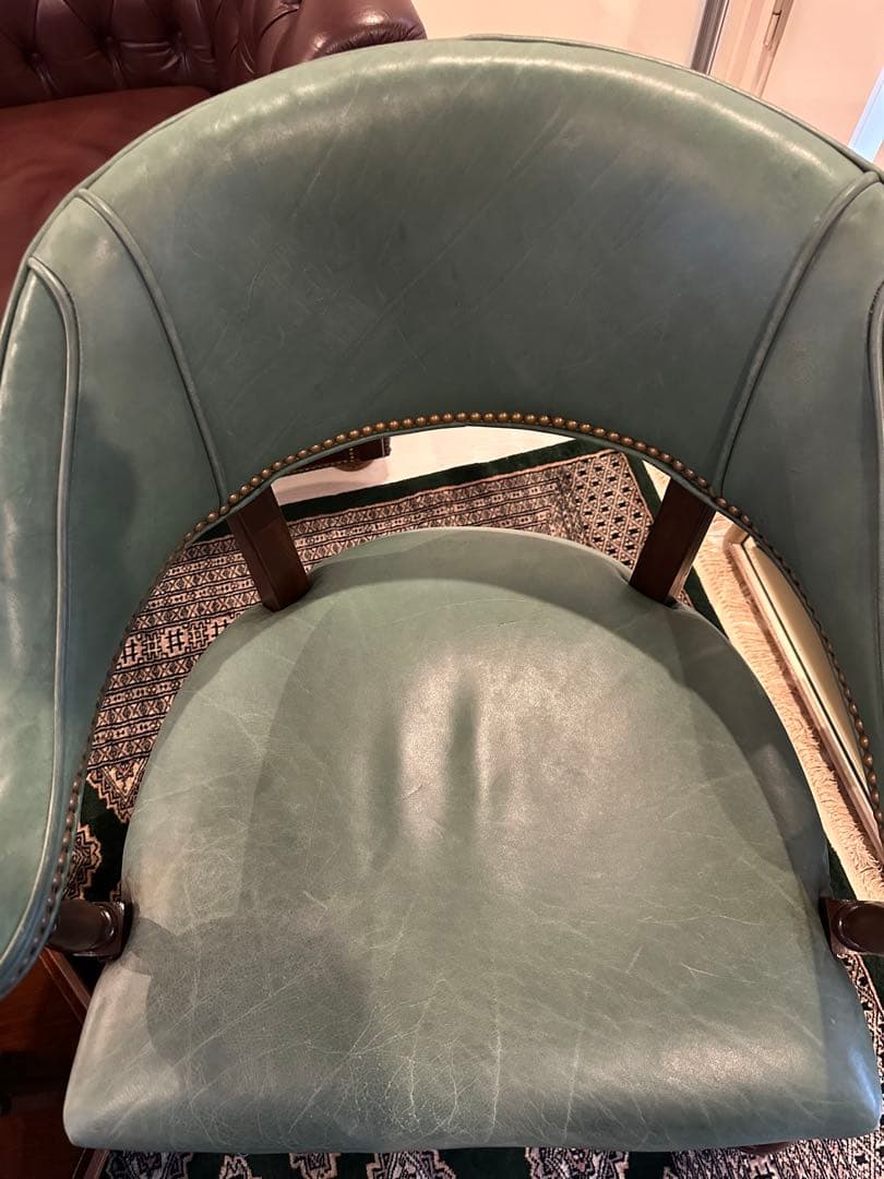 アメリカ製　レキシントン社　トラディショナルスタイル 本革 キャスターチェア