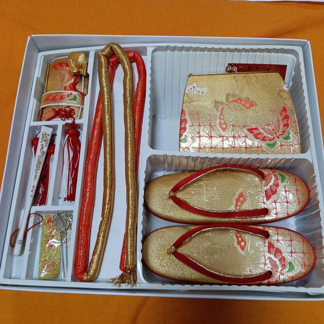 七五三　7歳　着物　ほぼフルセット　長襦袢　キッズ　アンティーク　レトロ柄