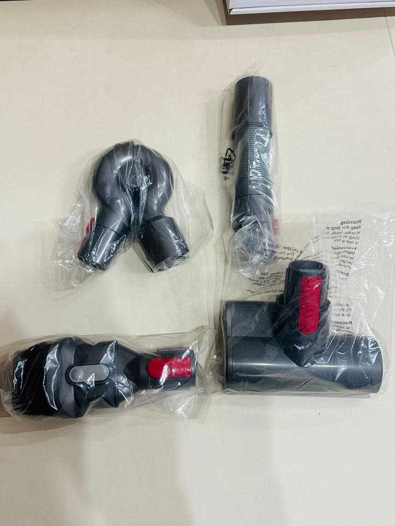 早い者勝ち　Dysonv8fluffy 掃除機　スタンド 付き