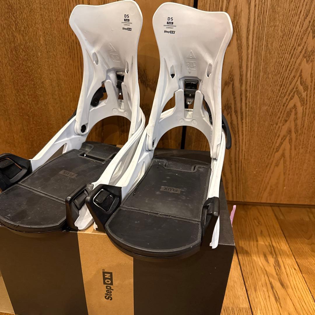 FLUX DS ステップオンビンディング ホワイト