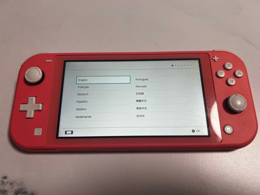 Switch Lite 本体　コーラル