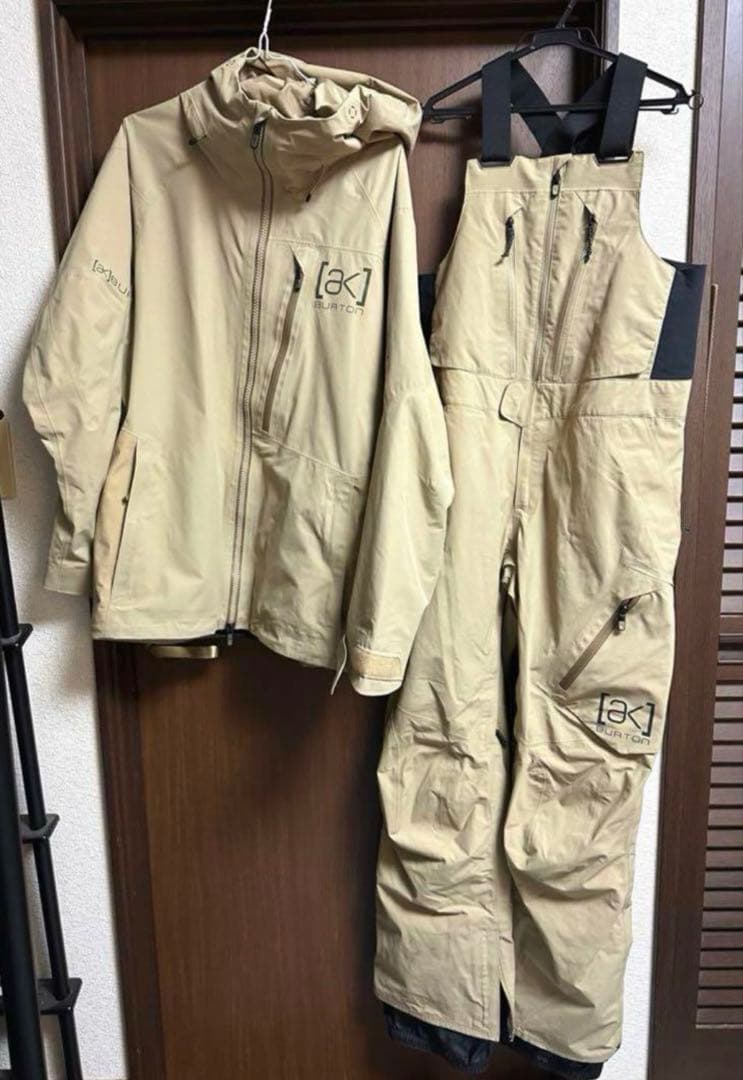 BURTON [ak]GORE-TEX セットアップバートン美品上下ビブパンツ