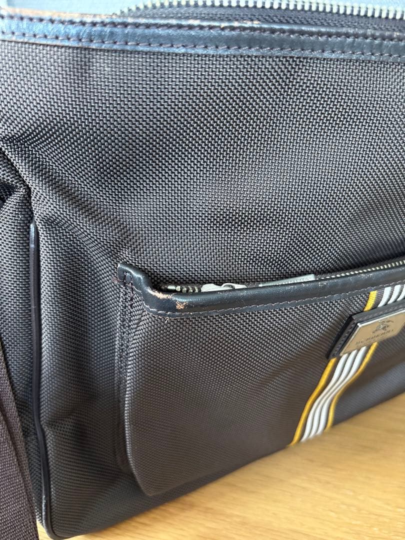 バーバリー ストライプ ロゴ金具 キャンバス ショルダーバッグ