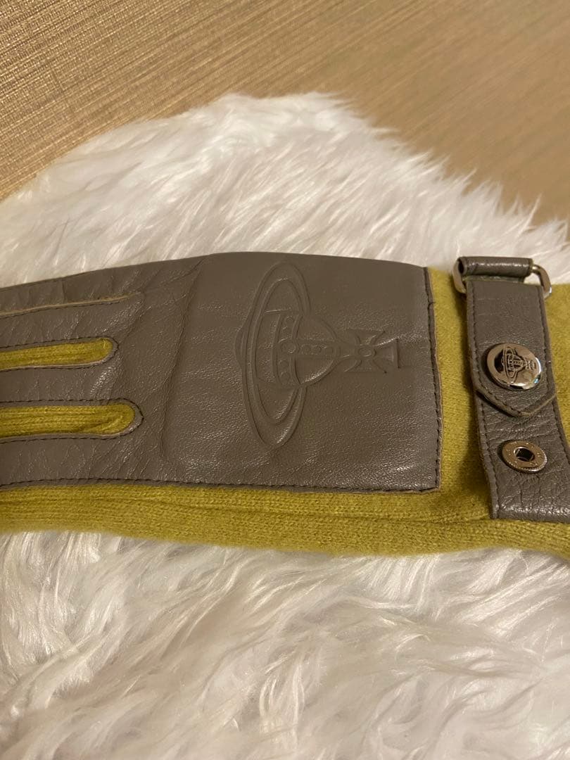 希少レア品.Vivienne Westwood ウールベレー帽.レザー手袋セット
