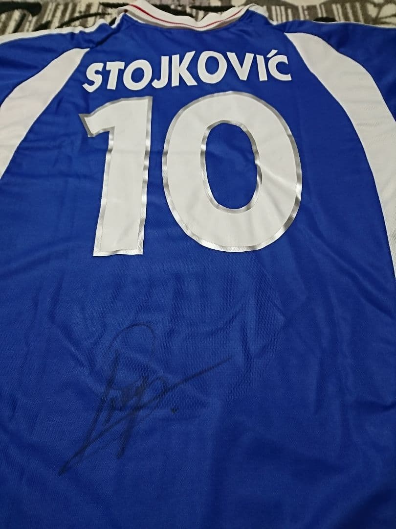 ストイコビッチ選手サイン入り、ユーゴスラビア代表レプリカユニフォーム