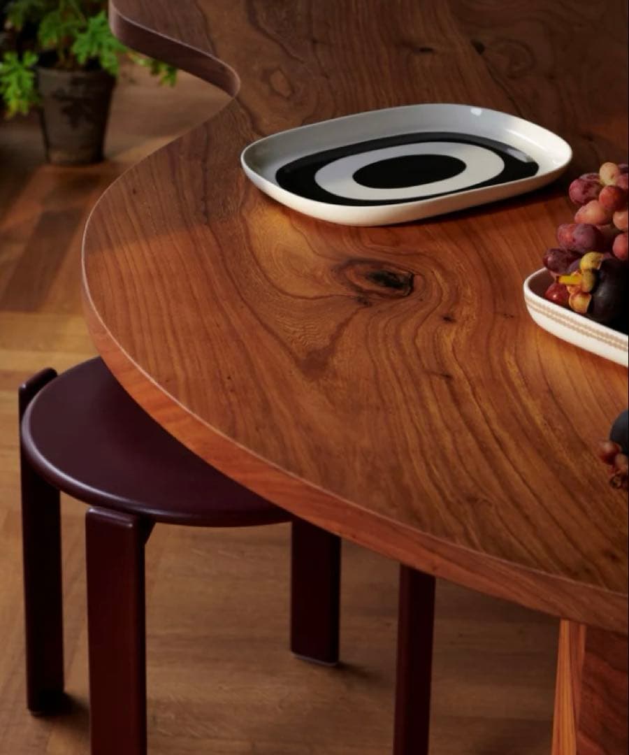 あみたん【未使用品】マリメッコ 大皿 サービングディッシュ melooni