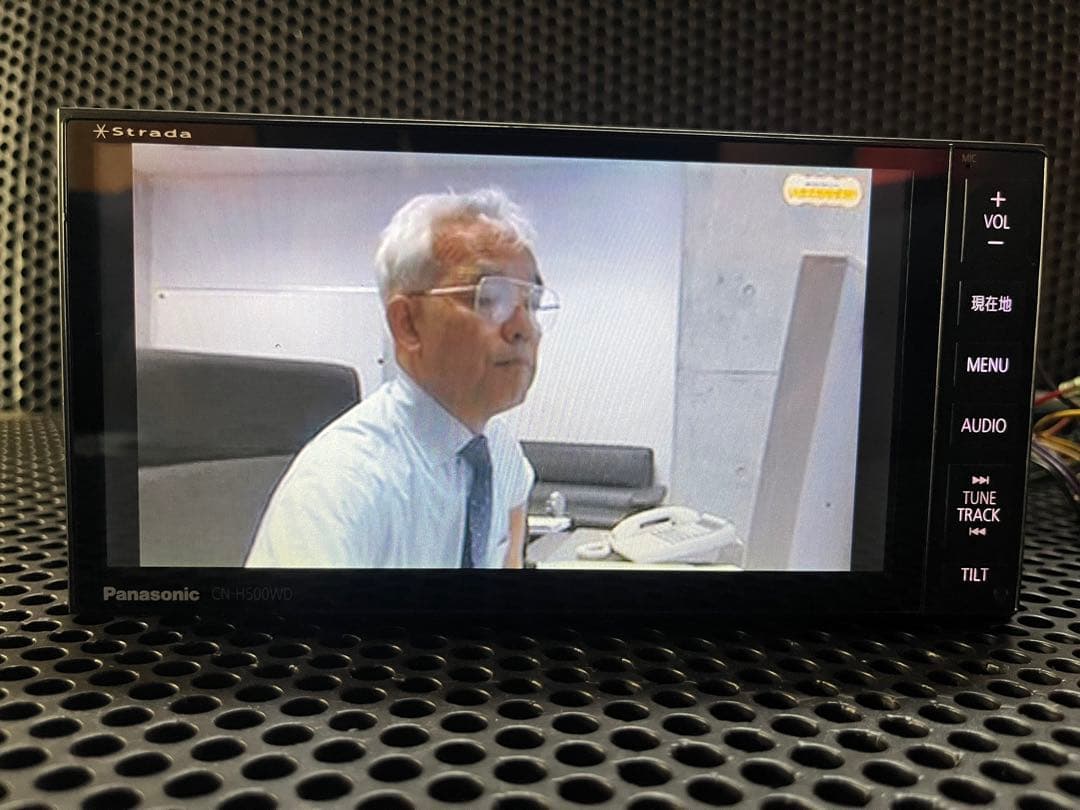 HDDナビPanasonicストラーダ　バックカメラ地デジブルートゥースDVD