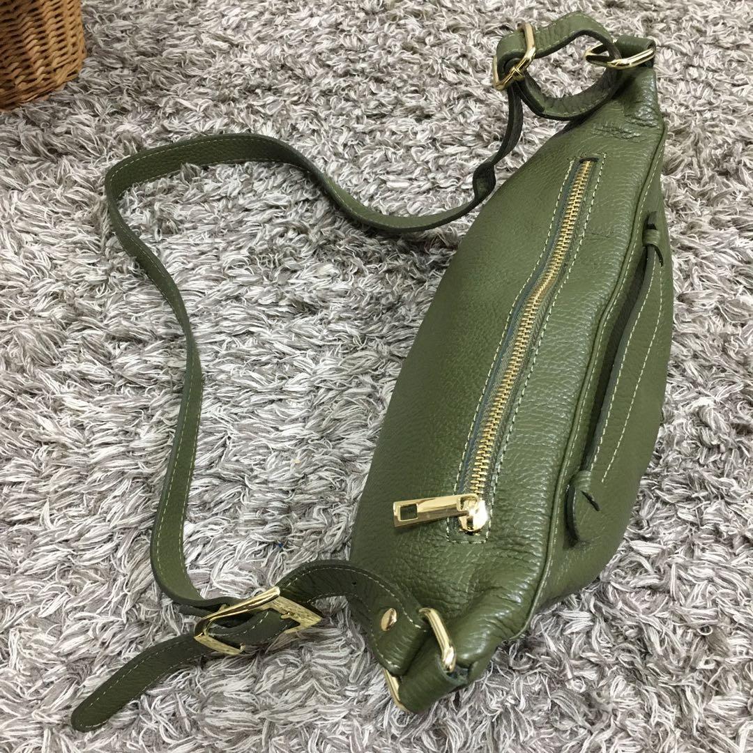 AULENTTI♫ オリーブグリーン ボディバッグ