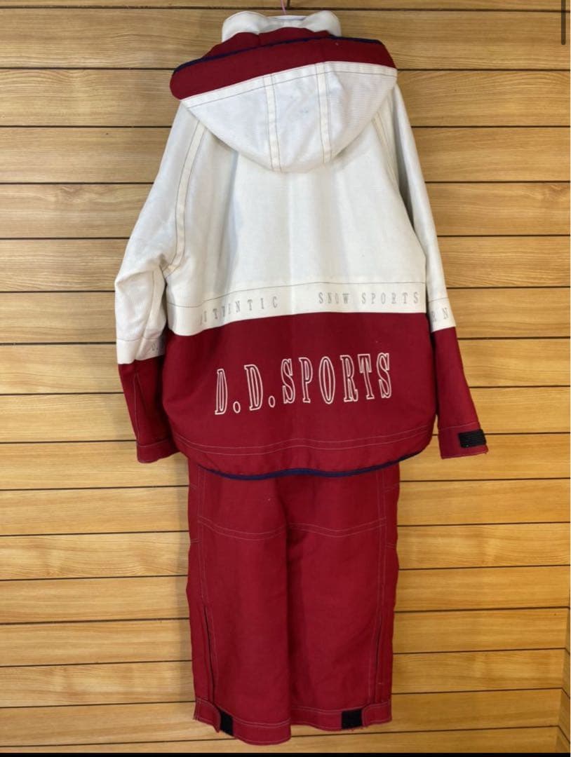 デサント　レディース　9号　Mサイズ　スノーウェア　上下セット　赤　スノボウェア