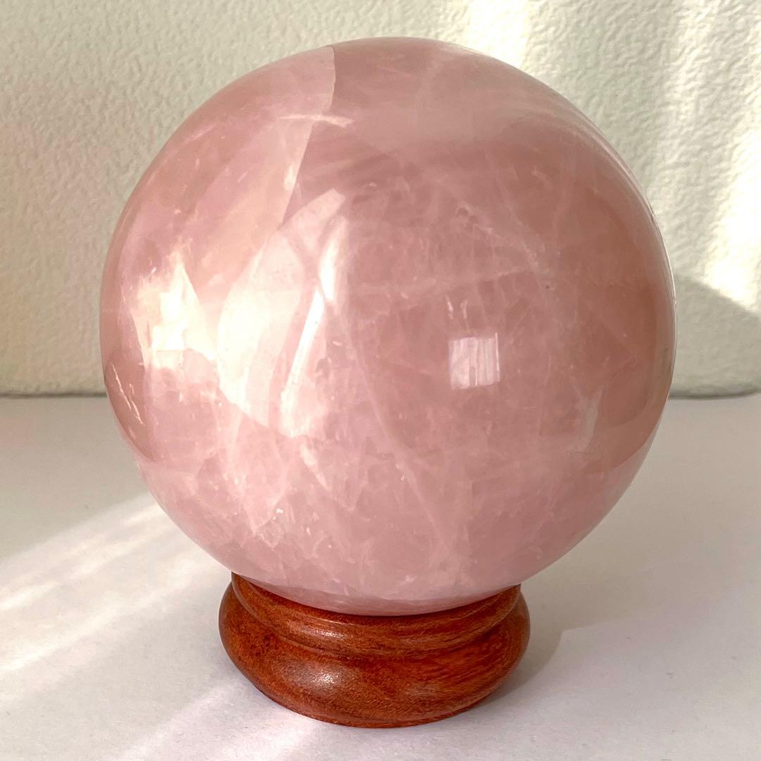 特大 ローズクォーツ スフィア 丸玉 約10.5cm 虹入り 恋愛成就 - メルカリ