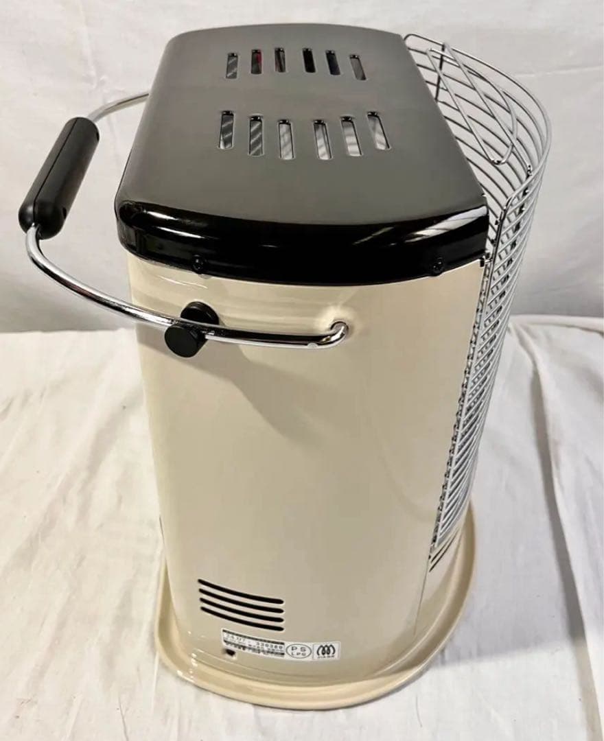 ③ 【新品】イワタニ カセットガスストーブ デカ暖II CB-STV-DKD2