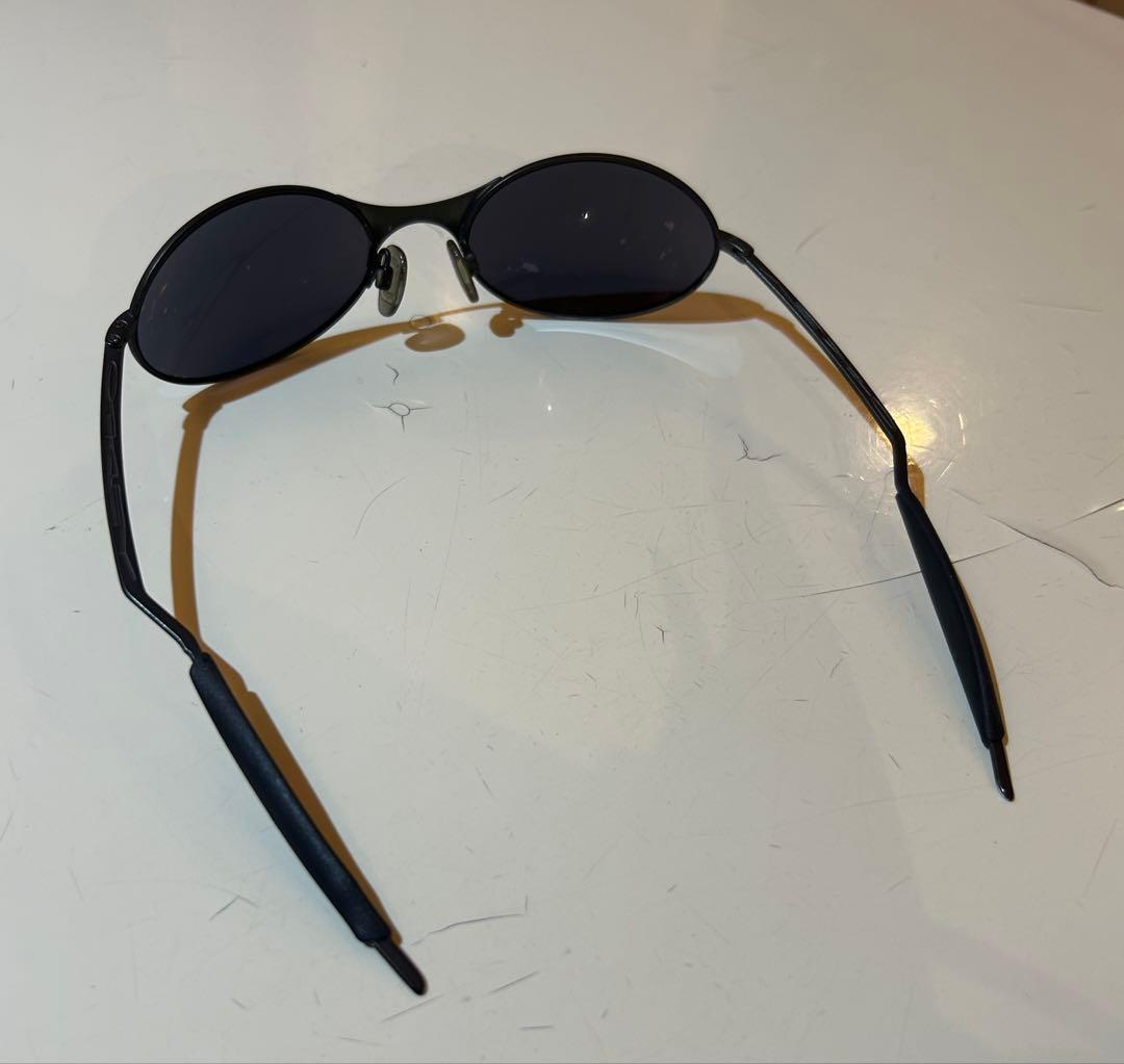 Oakley E-Wire（オークリー イーワイヤー）サングラス