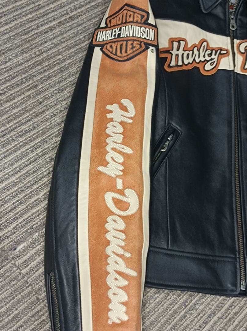八5220【ハーレーダビッドソン】本革製ジャケット★希少★