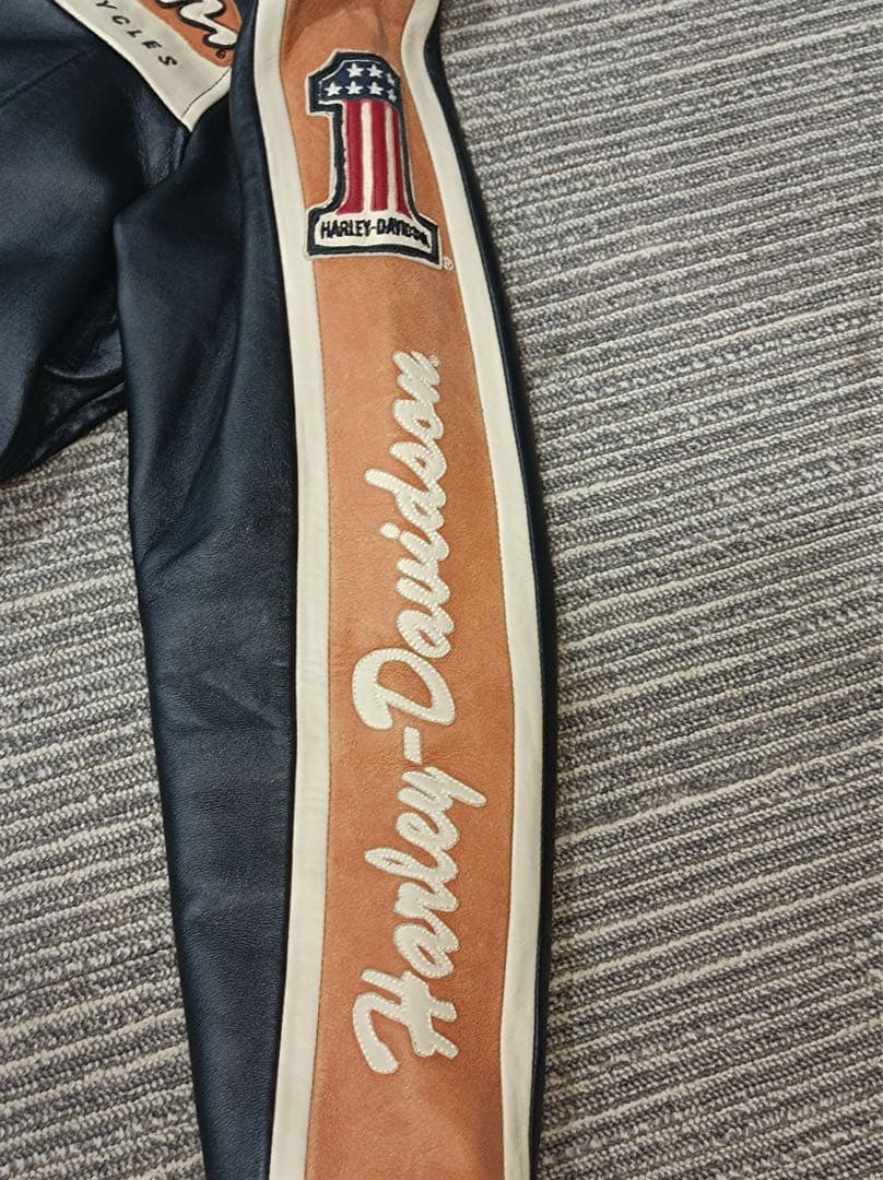 八5220【ハーレーダビッドソン】本革製ジャケット★希少★