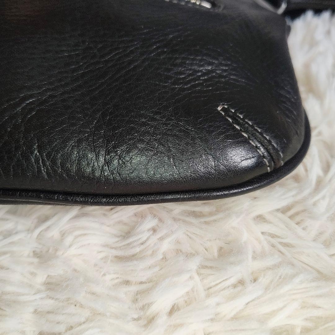 aniary/アニアリ ショルダーバッグ ハーフムーン　肩掛け　ブラック