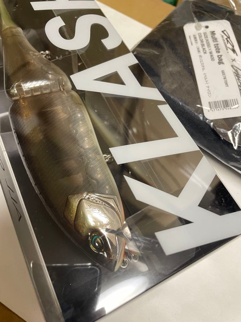 DRT KLASH9 Low 「ゴーストカワムツ」トートバッグ付　ふるさと納税