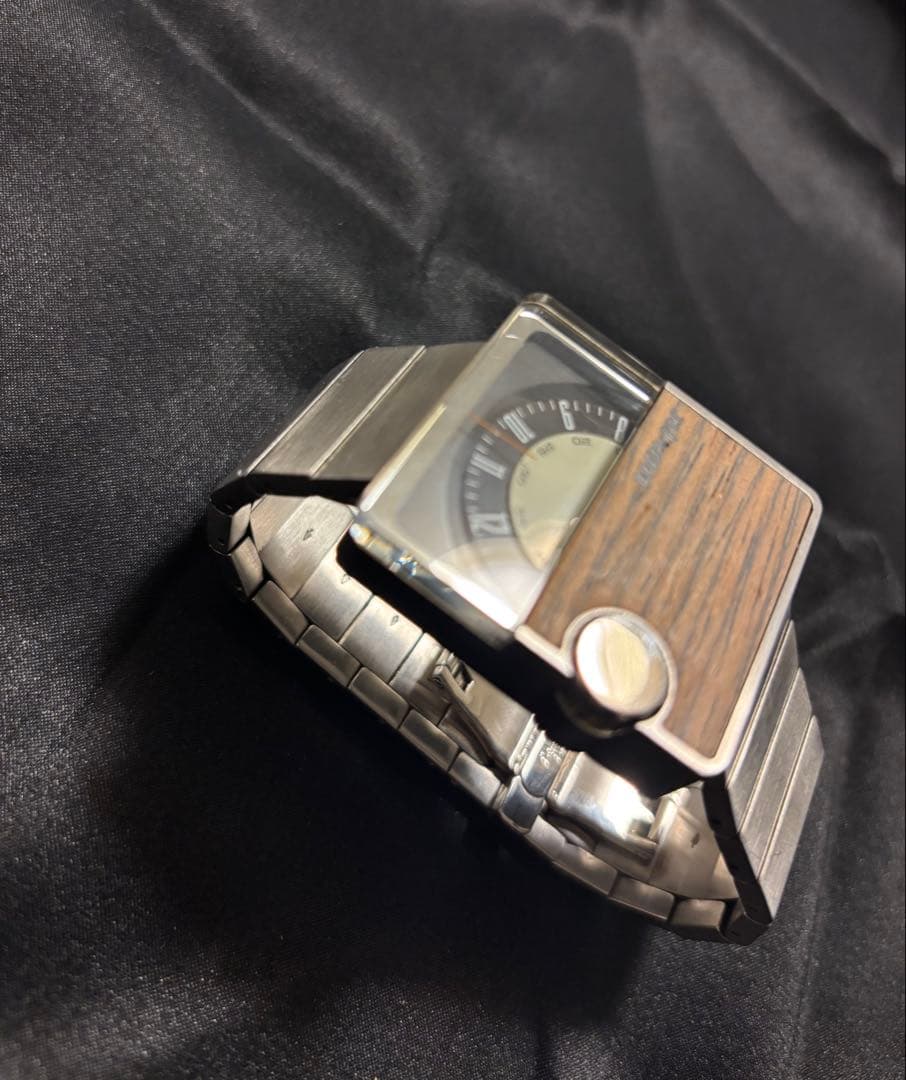 週末限定価格】NIXON ニクソン THE MURF（マーフ） - メルカリ