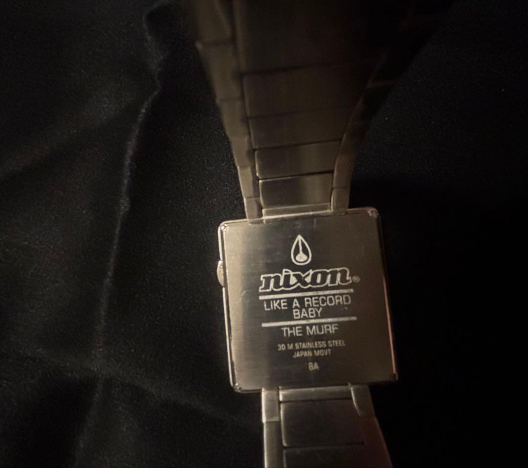 週末限定価格】NIXON ニクソン THE MURF（マーフ） - メルカリ