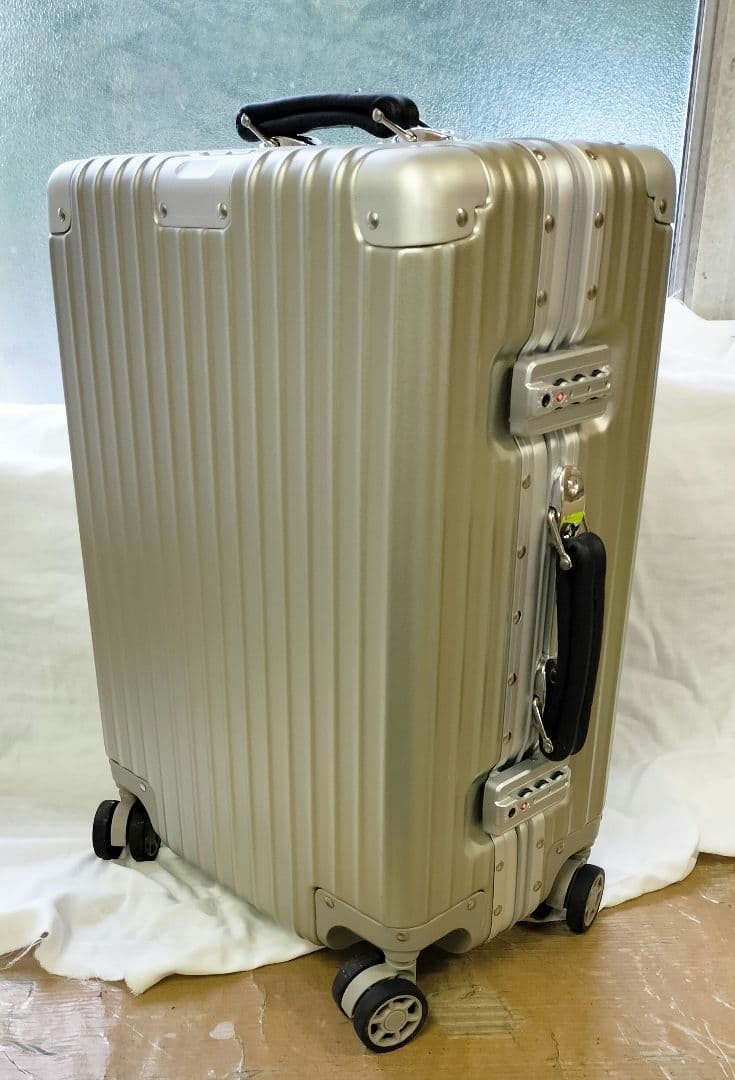 スーツケース XLサイズ アルミフレーム 軽量 キャリーケースTSAロック付静音