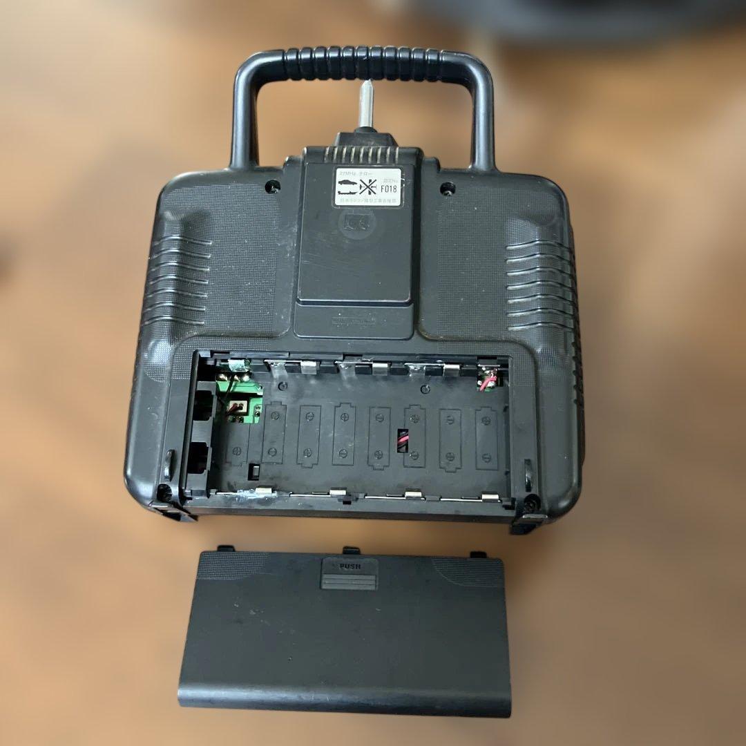 【ジャンク品】電動RC トレーラーヘッド キングハウラー　トラック