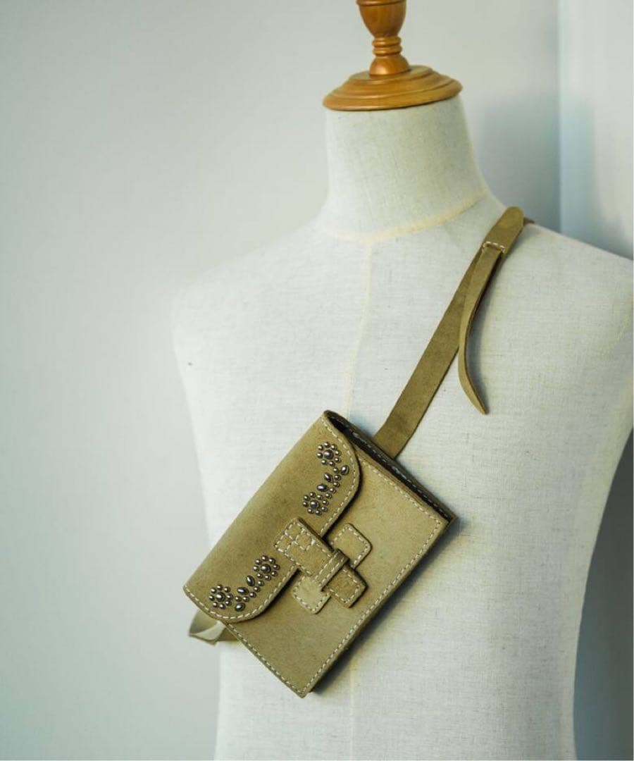 AGNES BADDOO & HTC バッグ