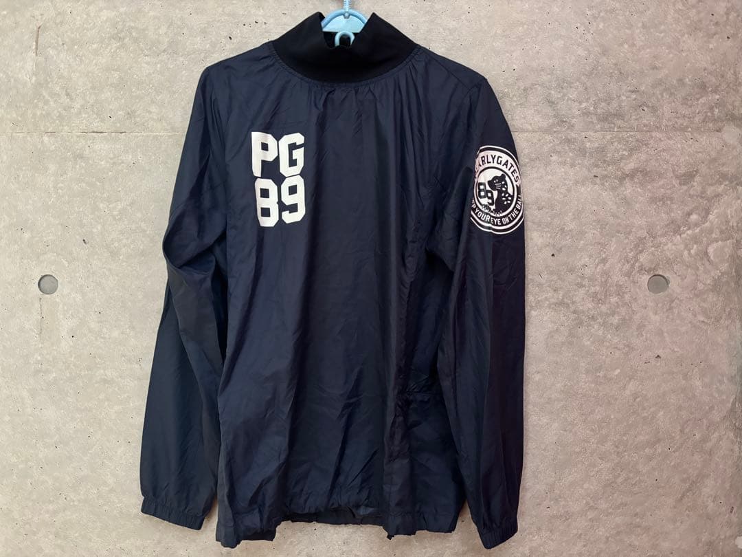 PEARLY GATES 黒ぽいネイビー　ジャケット 89