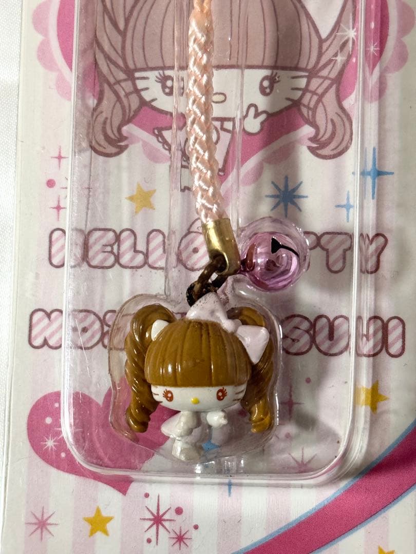 ハローキティ × 辻希美 コラボ 根付け ストラップ - メルカリ