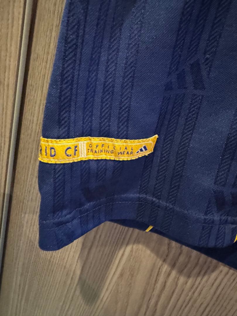 ビンテージ アディダス レアルマドリード トレーニングトップ フットボール