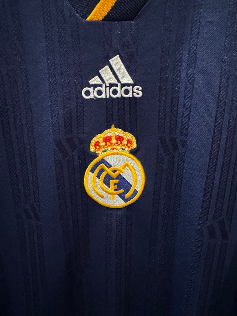 ビンテージ アディダス レアルマドリード トレーニングトップ フットボール