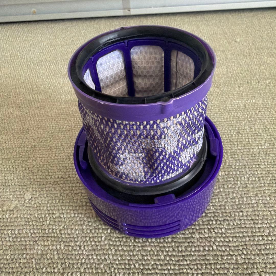 Dyson スティッククリーナー v10 fluffy