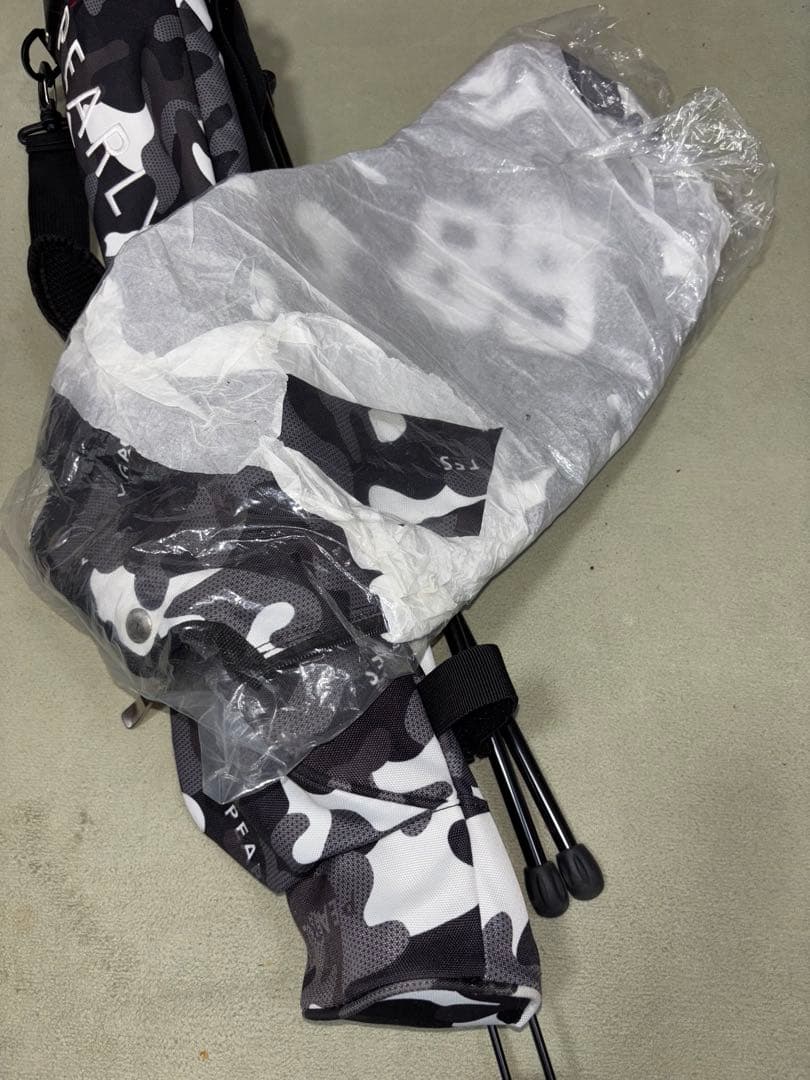 （にこにこ）パーリーゲイツ、ブラックカモフラ（迷彩）、セルフスタンドバッグ