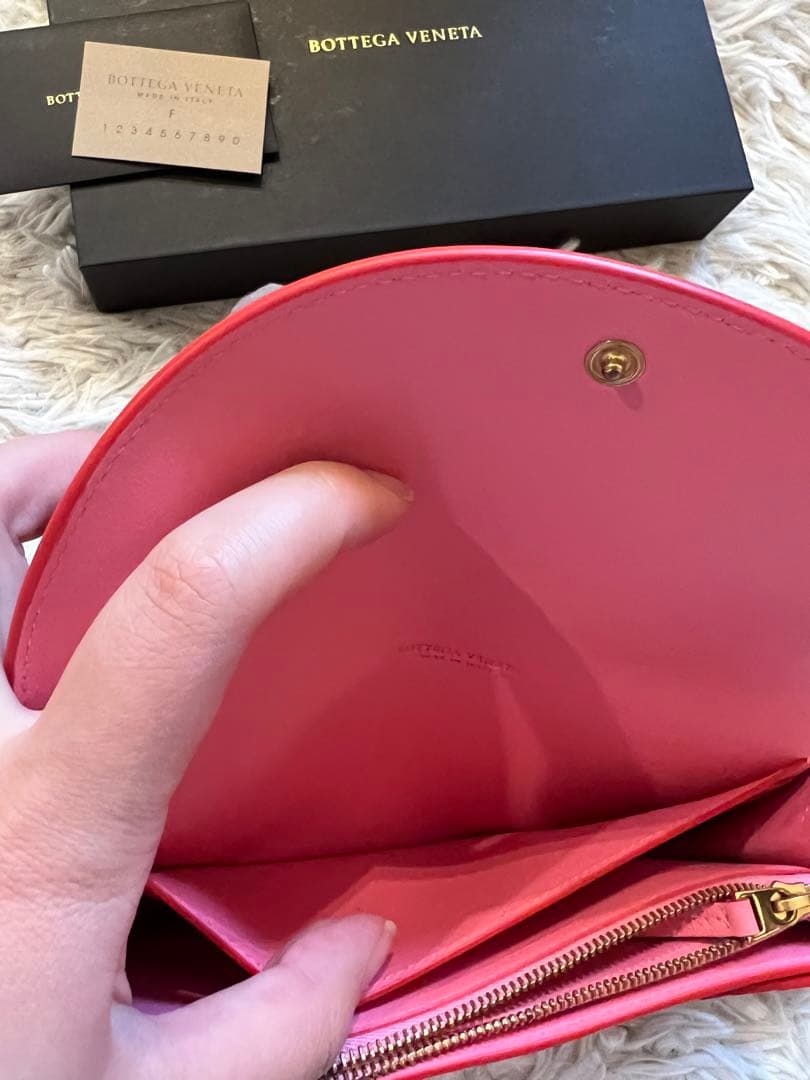 【nae.nae】ボッテガ・ヴェネタ 新品未使用　長財布