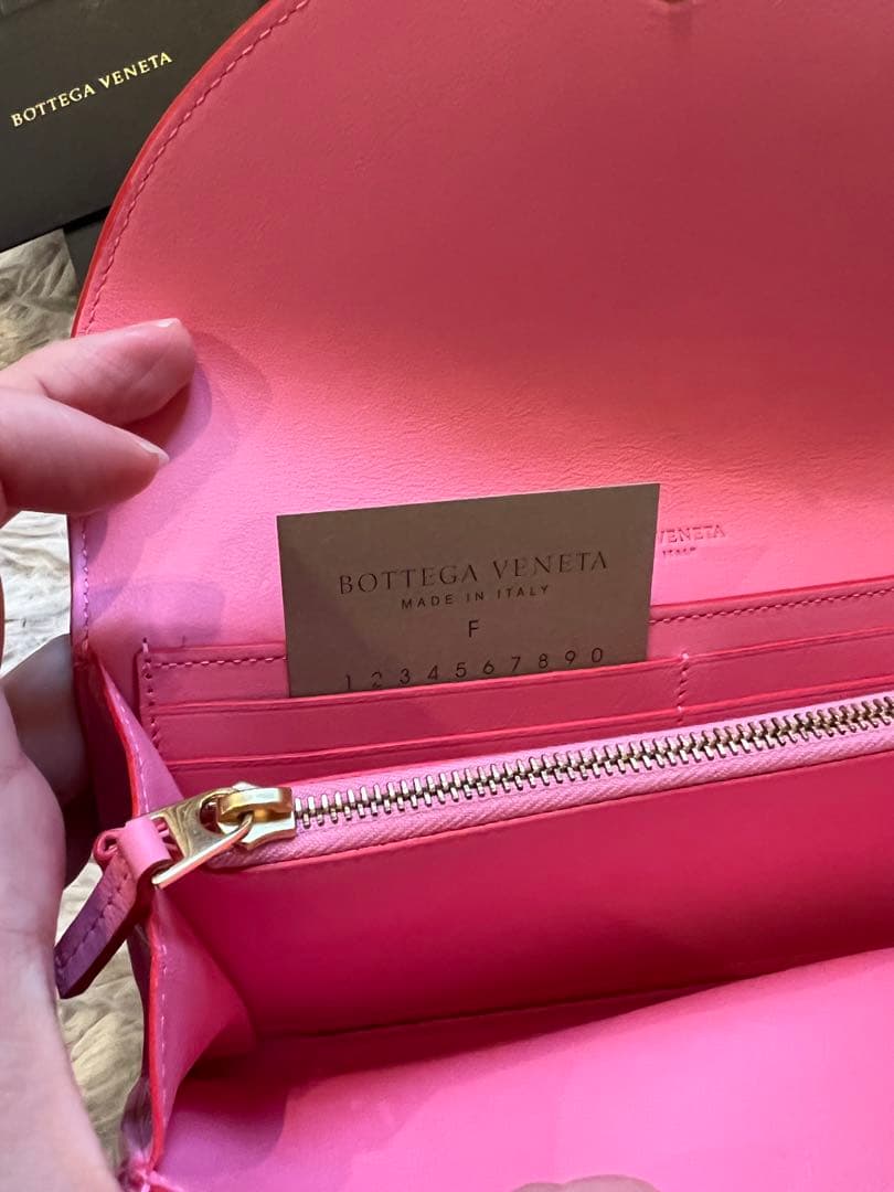 【nae.nae】ボッテガ・ヴェネタ 新品未使用　長財布