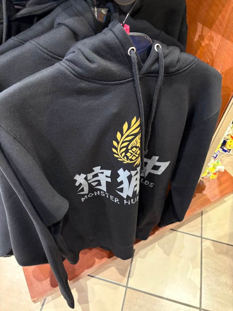 モンスターハンターワイルズ パーカー 黒 Lサイズ ブラック USJ ユニバ