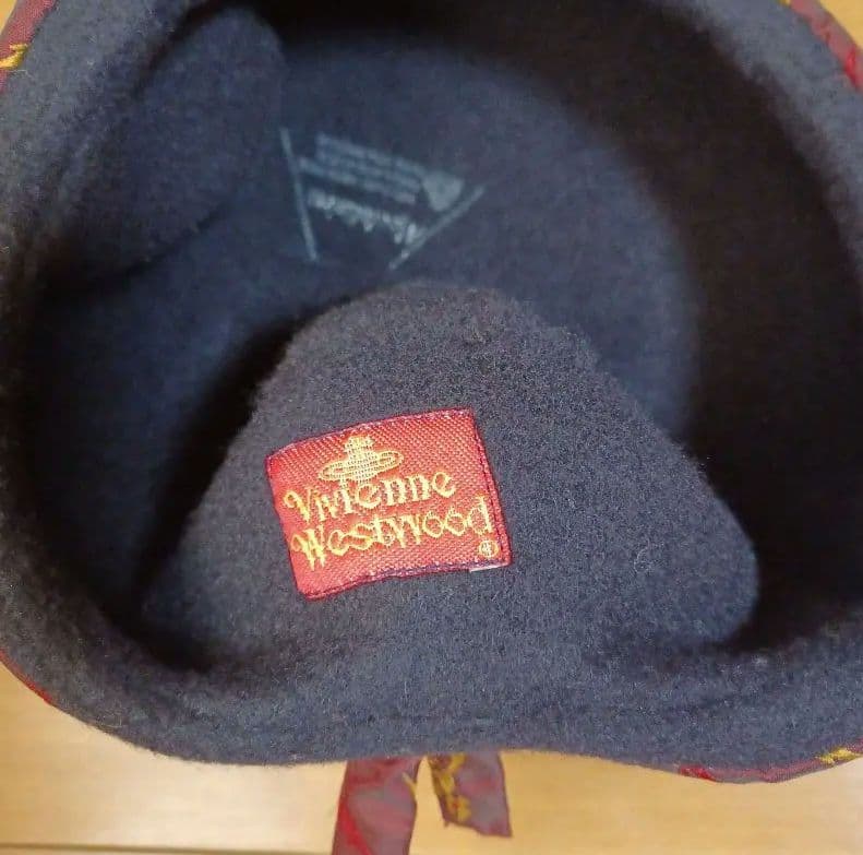 ヴィヴィアンウエストウッド　90sヴィヴィ子のベレー帽！PAGANKISS