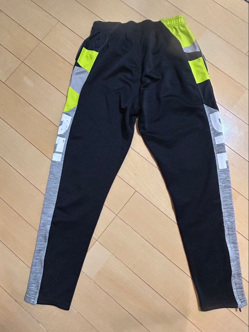 横浜FC 支給品　トレーニングウェア上下セット